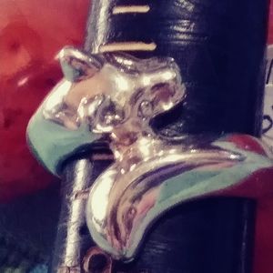 NWT- STERLING SILVER BYPASS FOX RING. Size 8 (R-09045)